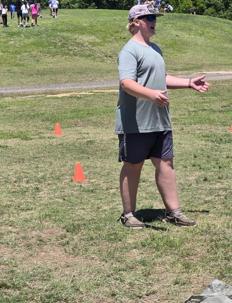 ProTeam students run LES field day stations!