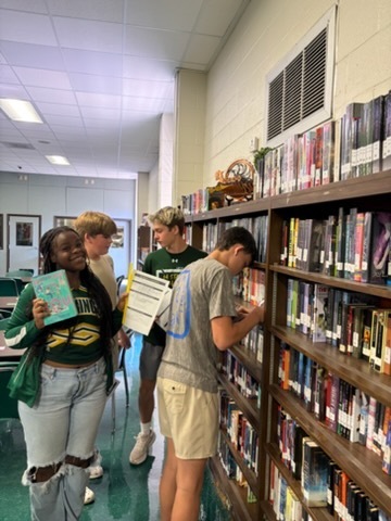 LHS Library Orientation Picture