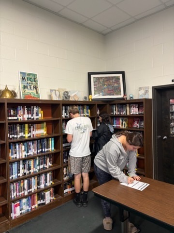 LHS Library Orientation Picture
