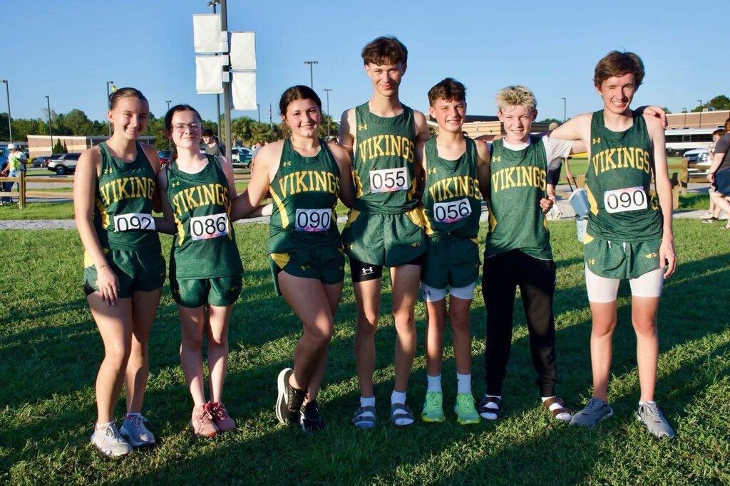 LHS Cross Country Team