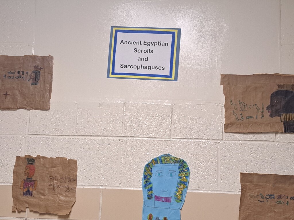 E7