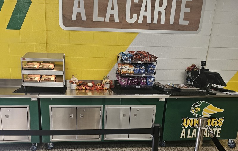 A la carte line at LMS/LHS