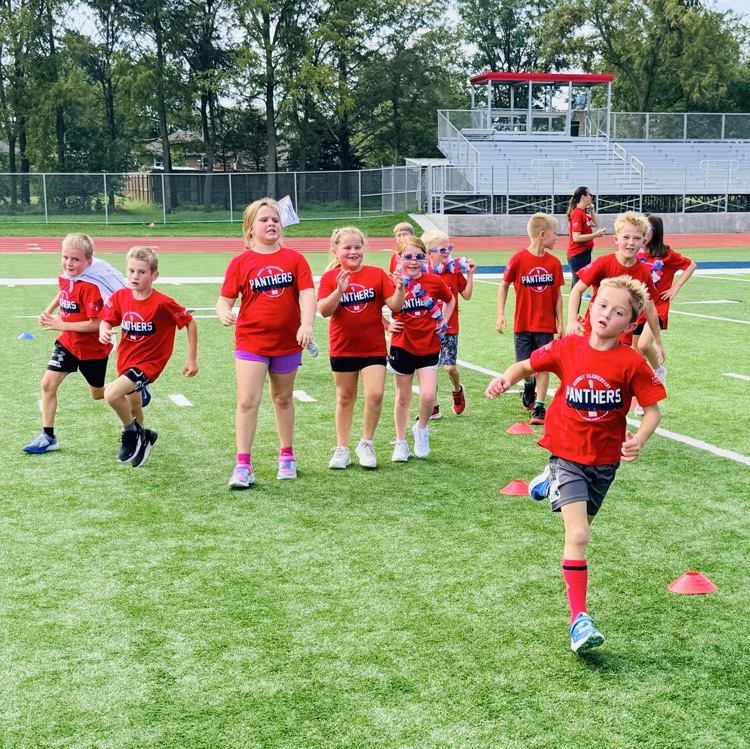 2nd Graders Running Hard