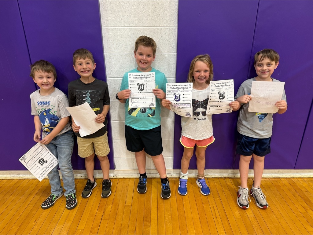 2nd graders with positive office referrals and prizes