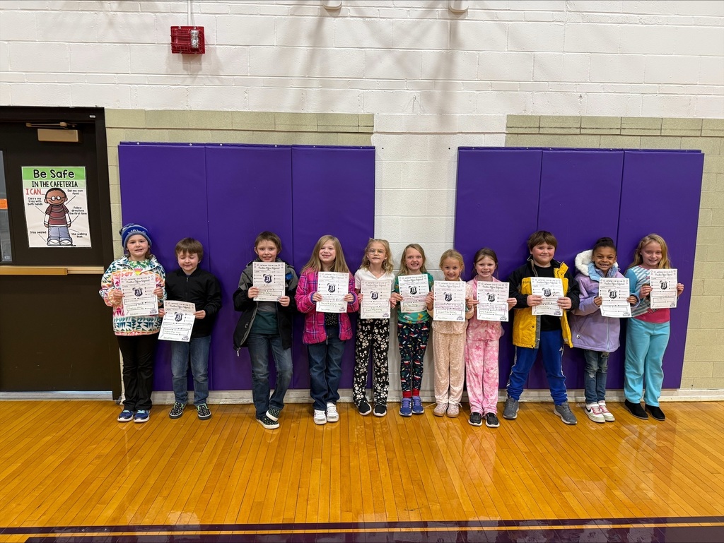 2nd grade students with positive office referrals and certificates