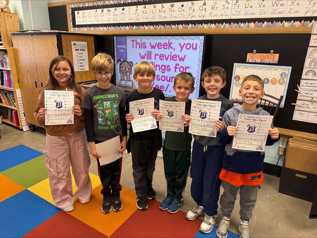 3rd grade students with Positive Office Referrals and prizes!