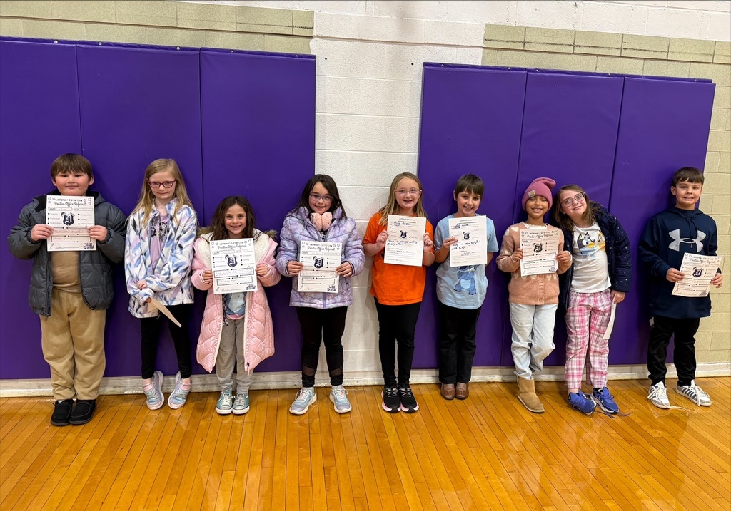 3rd grade students with Positive Office Referrals and prizes!