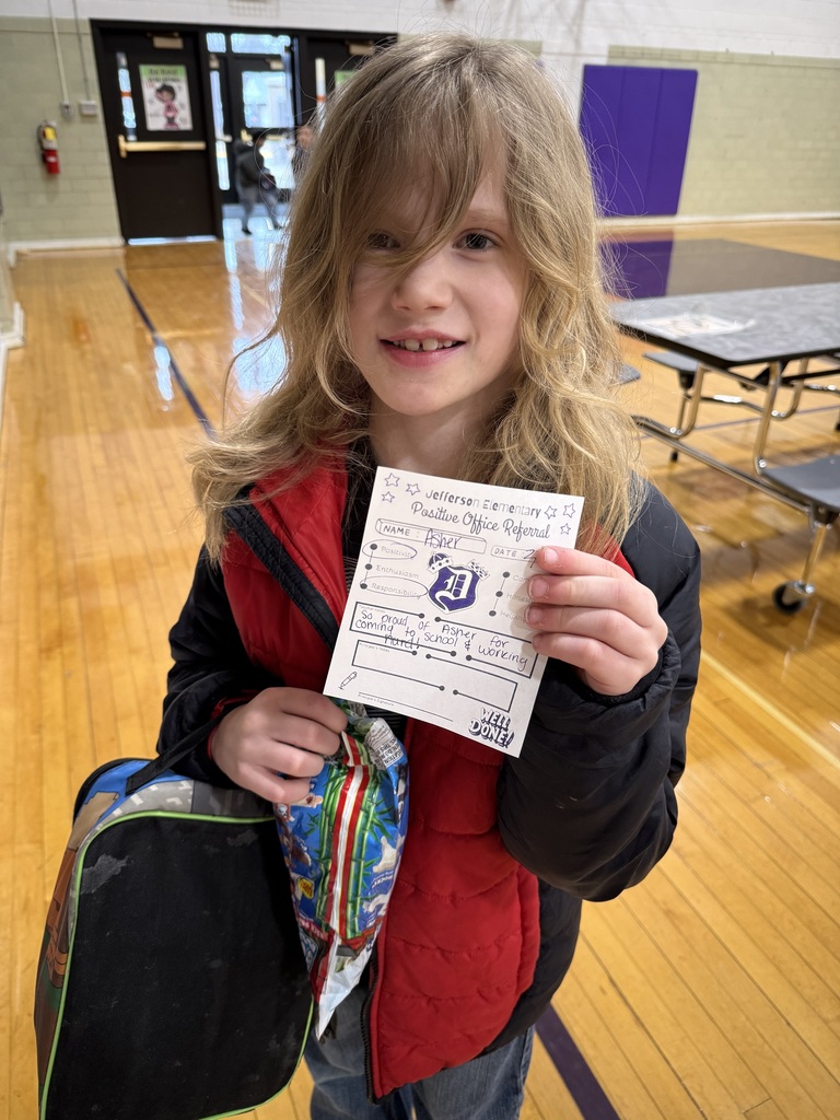 2nd graders with positive office referrals and prizes 