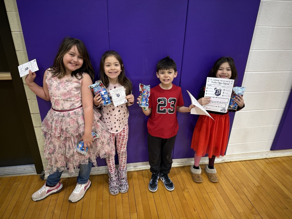 2nd graders with positive office referrals and prizes 