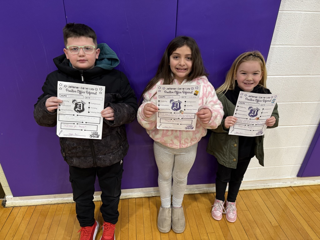 2nd graders with positive office referrals and prizes 