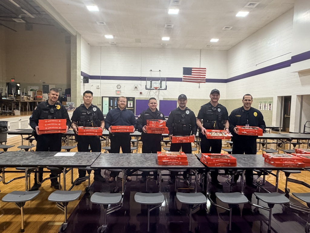Dixon police officers with donuts