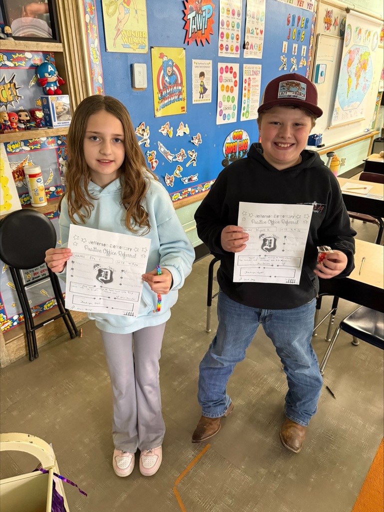 3rd grade students with Positive Office Referrals and prizes!