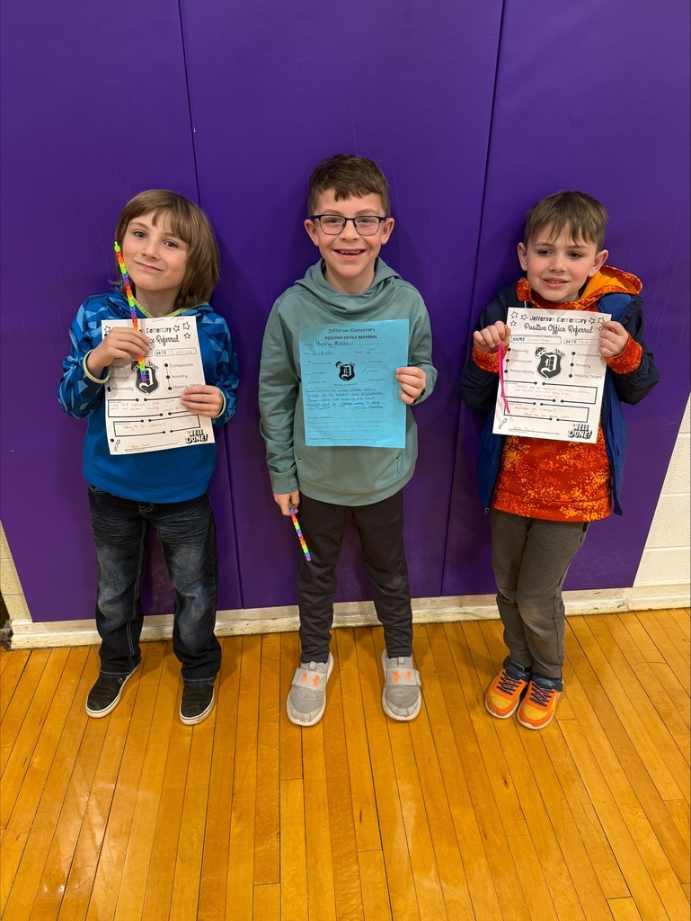 2nd grade students with positive office referrals and certificates.