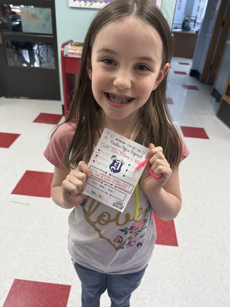 2nd graders with positive office referrals and prizes 