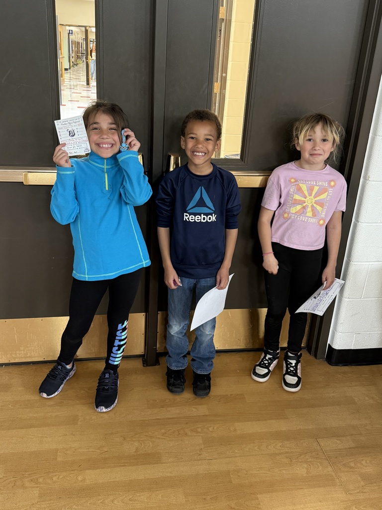 2nd graders with positive office referrals and prizes 