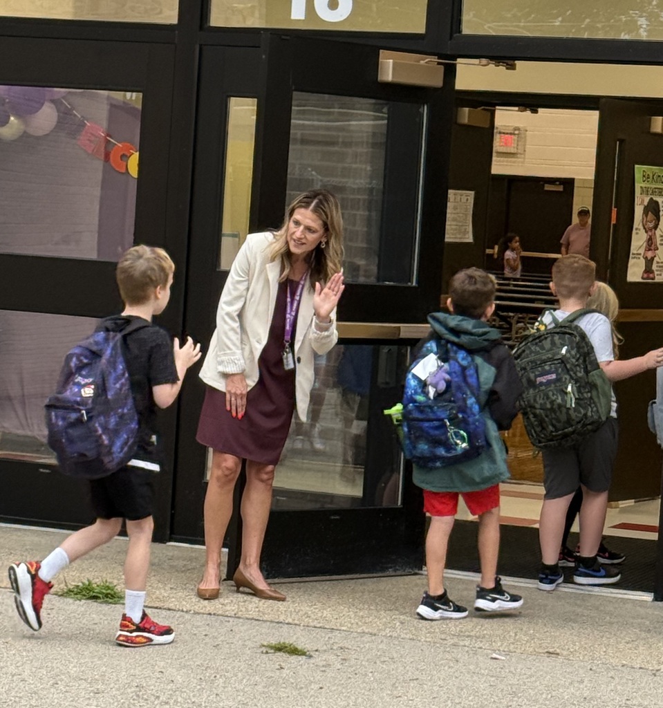 Dr. Huyett greeting 2nd graders
