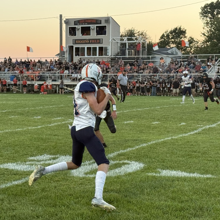 HS FB