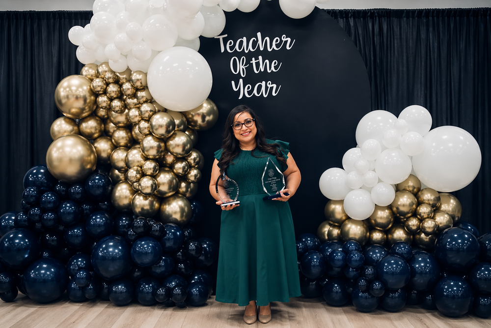 Staff w award 