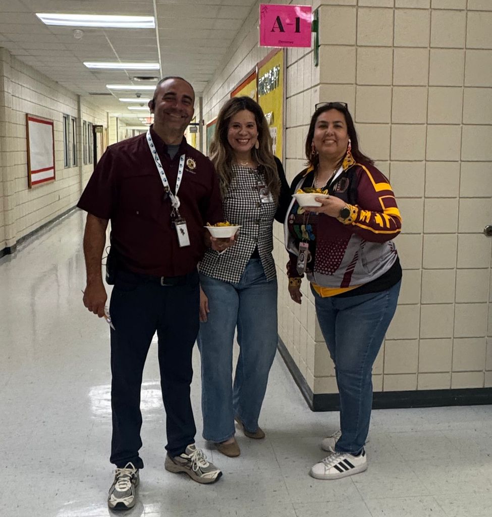 DAEP staff enjoying nachos