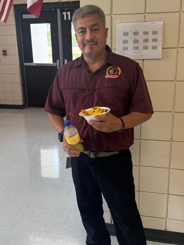 Mr. De la rosa enjoying nachos