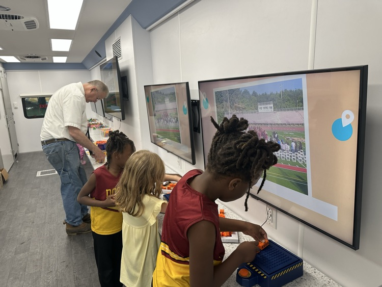 STEM bus at library open house 