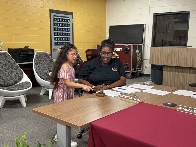 DCSS board of ed meeting 