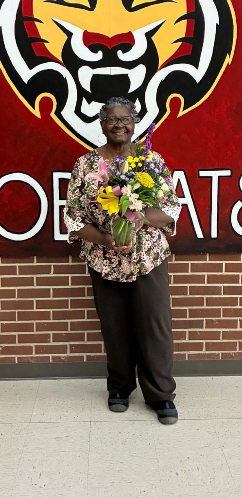 Support Staff of the Year Mrs. Juanita Kinchen