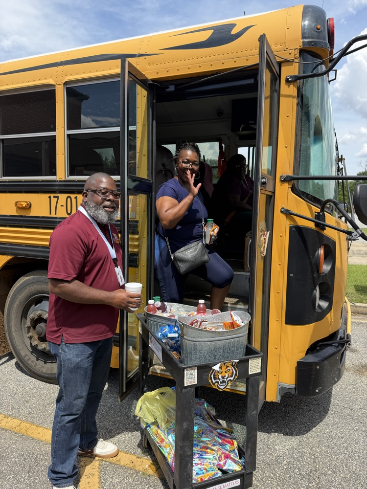 sweet treat for bus drivers