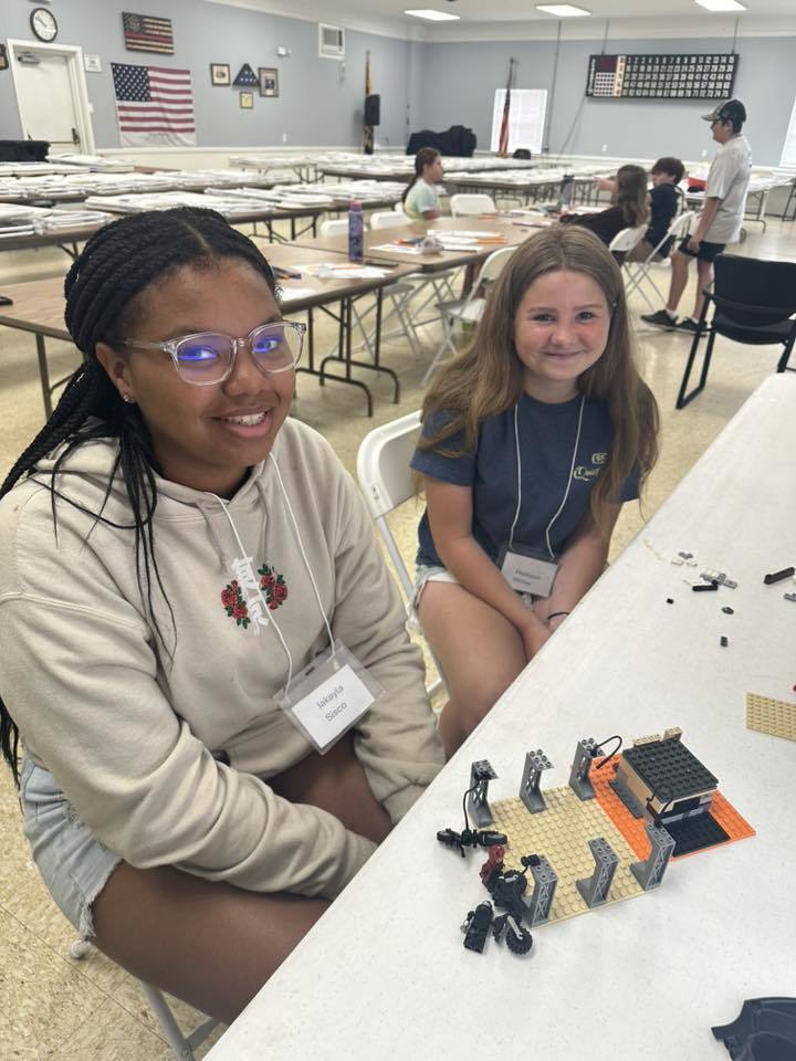 DCPS Middle School Mini Career Camps