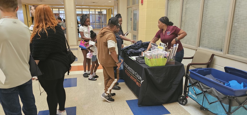 MLMS students and staff gathered for open house.