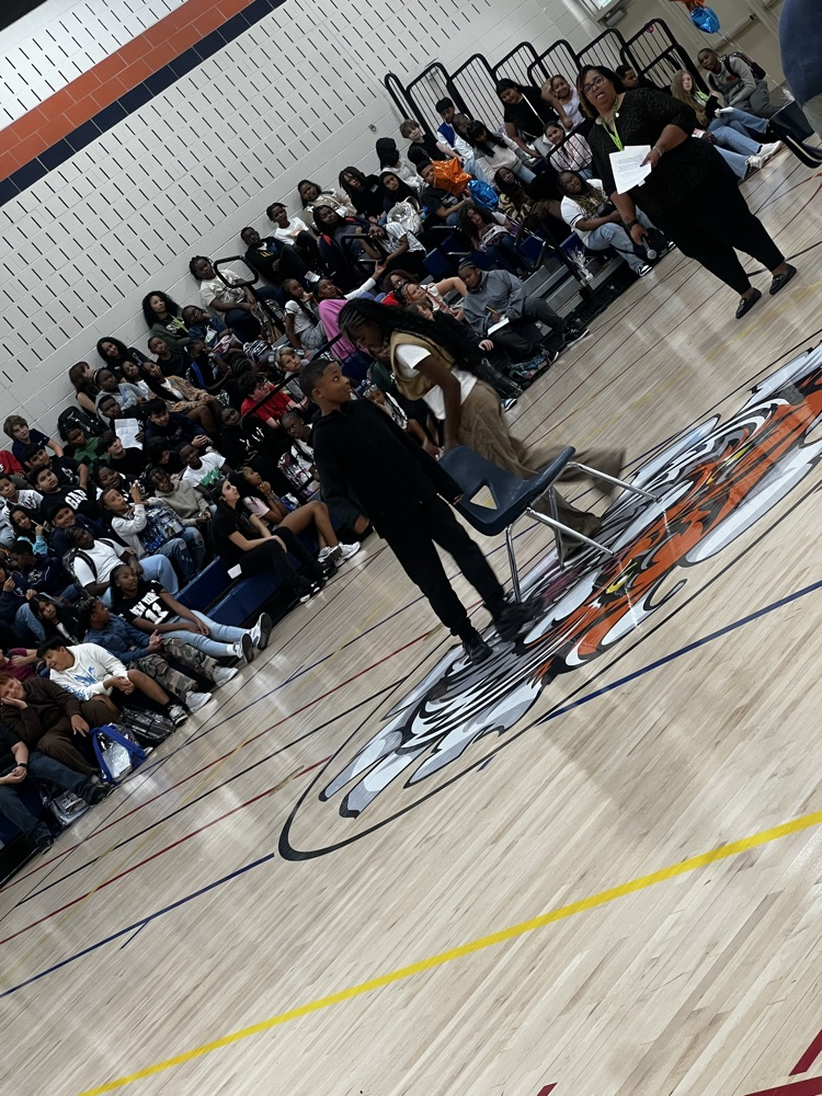 6th graders had orientation at MLMS
