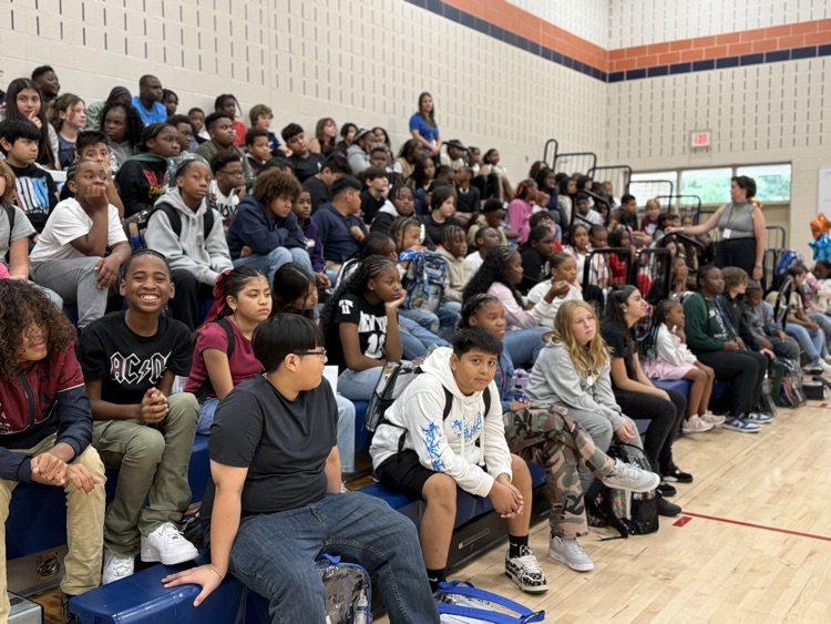 6th graders had orientation at MLMS