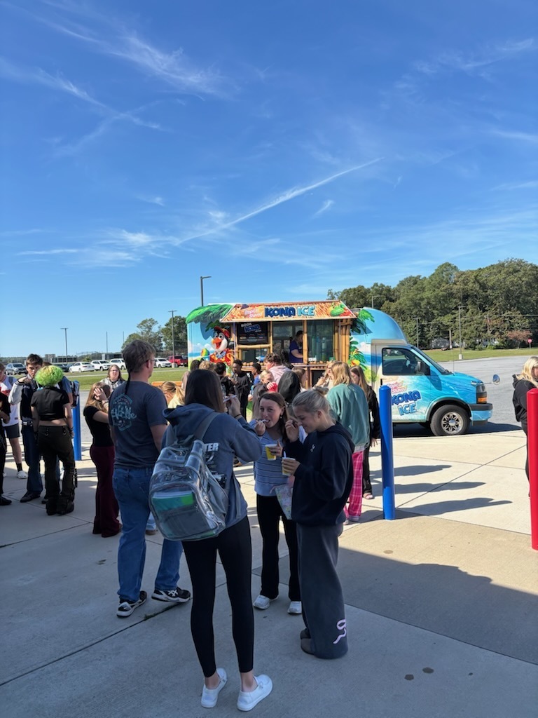 NDHS Kona Ice celebration