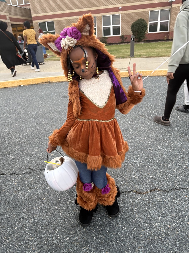 Student at trunk or Treat