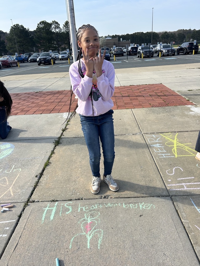 MLMS chalk the walk for figurative language