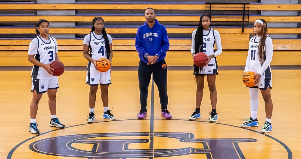 CHHS girls basketball team photo