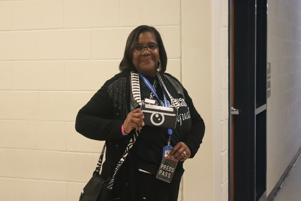 children and teachers dressed as glam or paparazzi