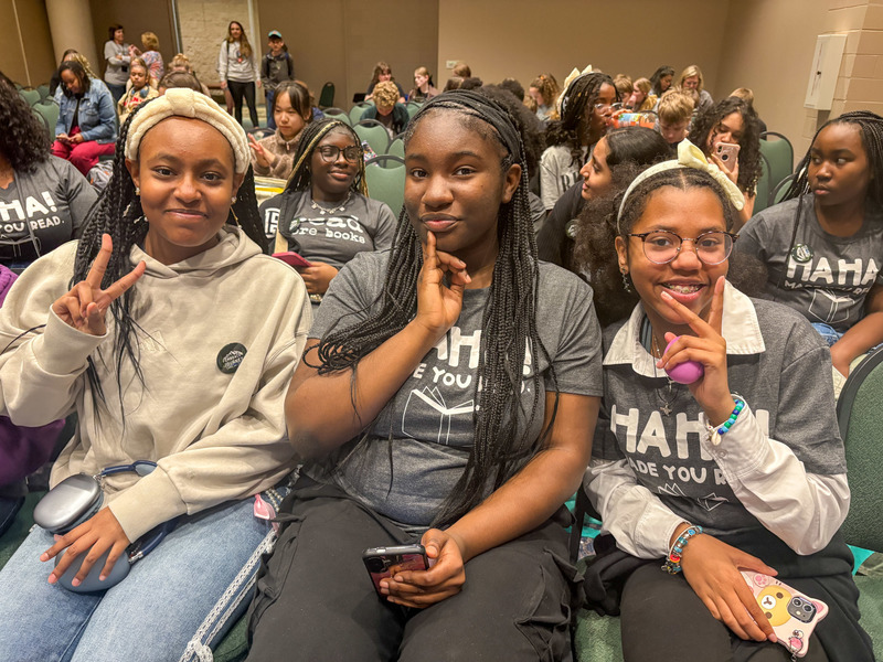 DCSS pose for a group photo during TomeCon.