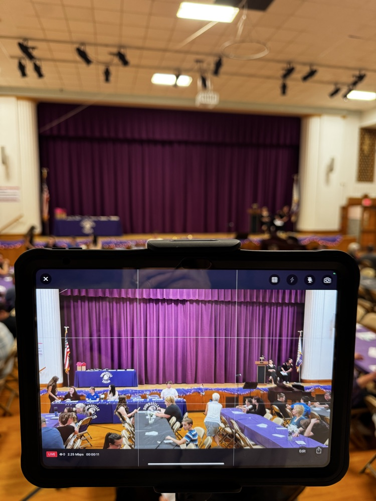 iPad streaming a stage 