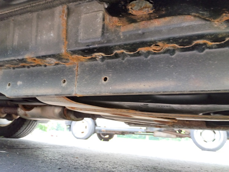 photo of undercarriage 