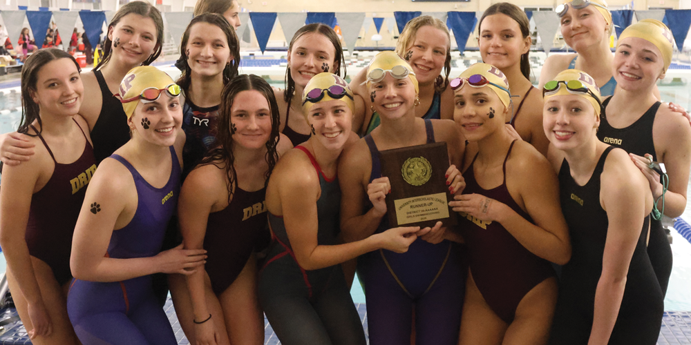 DSHS girls district runner-up team