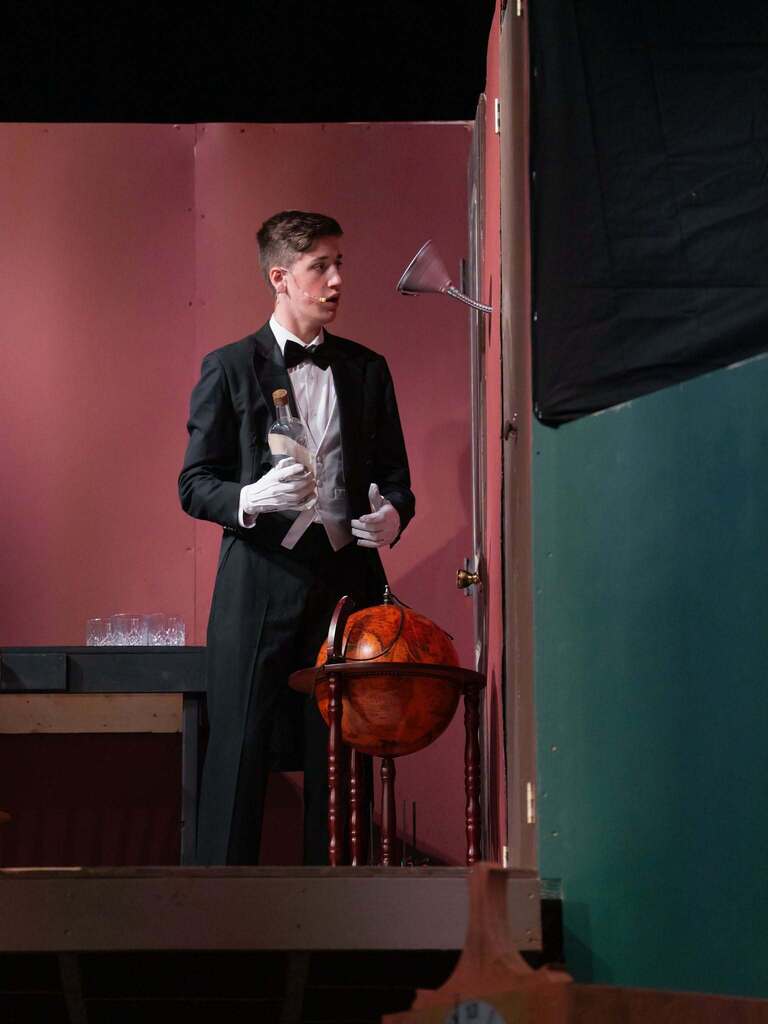 The Play That Goes Wrong Rehearsal