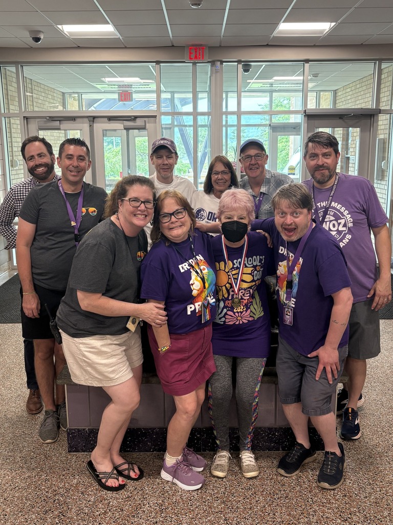 LionPride Award Winner, MS Staff Member Pam Seaman! She is retiring and has served our District in several positions over the course of many years beginning in the early 1990s! 🥳Congrats Pam! #LionPride 🦁🐾