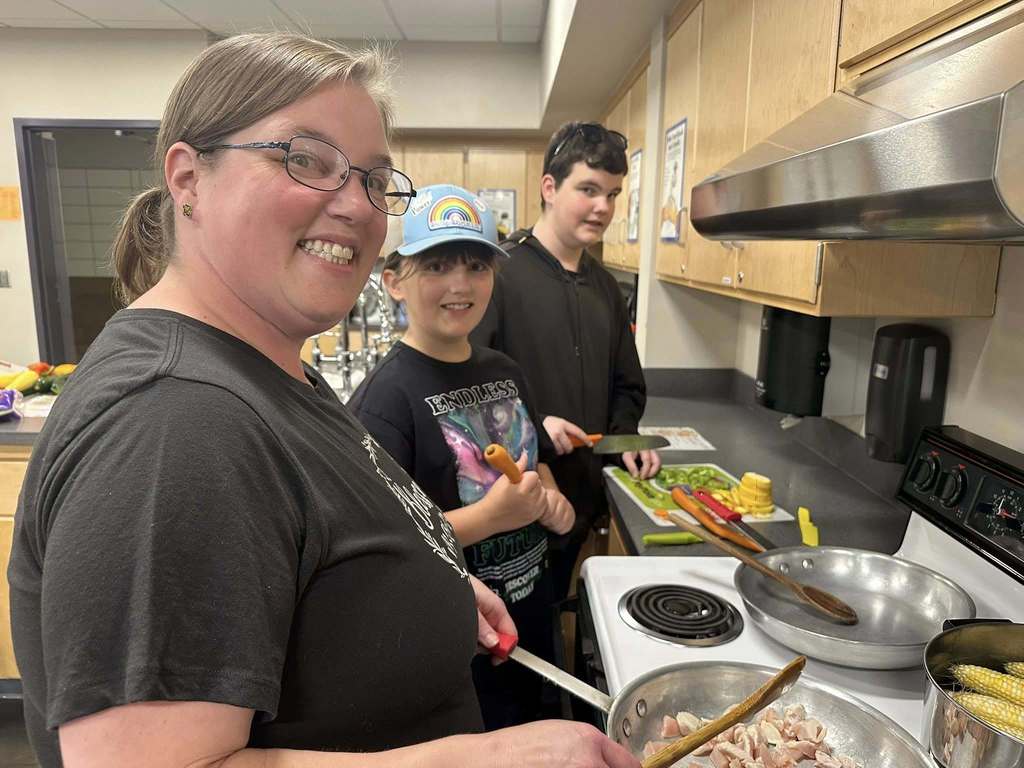 Cooking class for kids and parents sponsored by Dryden and taught by Cornell Cooperative Ext . Nutrition Educator.  Great class, delicious food and always building community 💜
