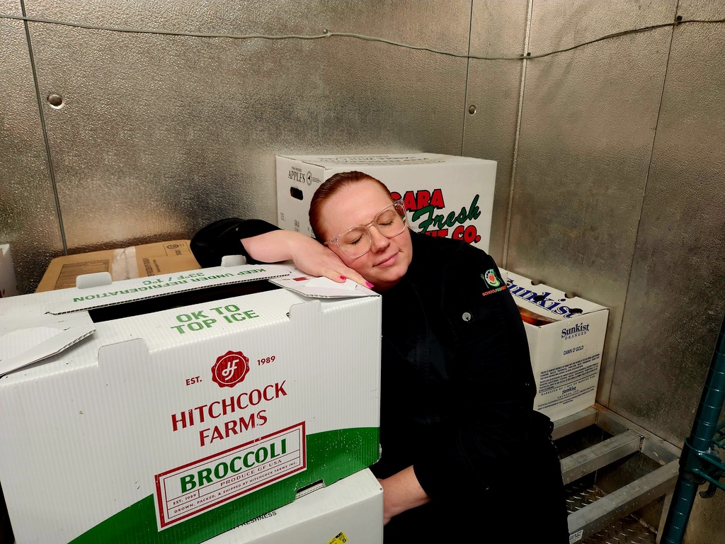 🦃 Thanksgiving Feast = SUCCESS! 🍽️ Yesterday our Dryden Food Service team served 641 meals for our annual Thanksgiving lunch! After roasting, slicing, scooping, serving, smiling, (and maybe sneaking a bite or two 😇)… our School Lunch Heroes are officially EXHAUSTED. 💤