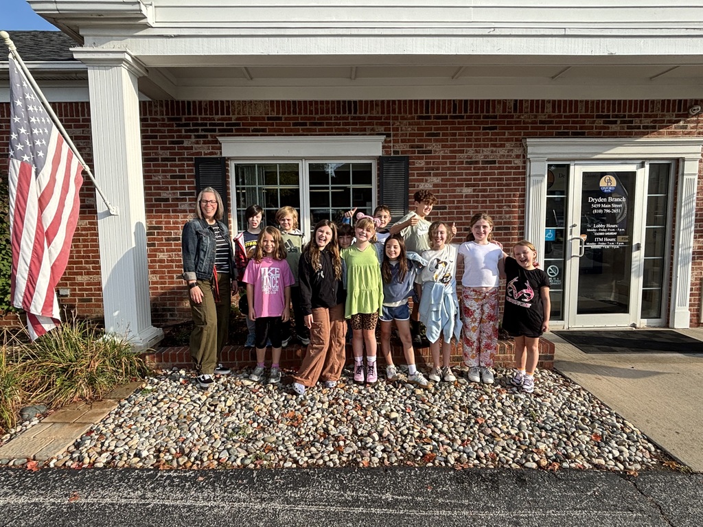 Fourth graders had their LEAF Bank Bound field trip this morning. We learned about banking and savings at the Dryden location of the Oxford Bank. Thanks to the Oxford Bank and Lapeer County Community Foundation!  @TMobile @drydencardinals #FN5GL #Sweepstakes #proudcardinal