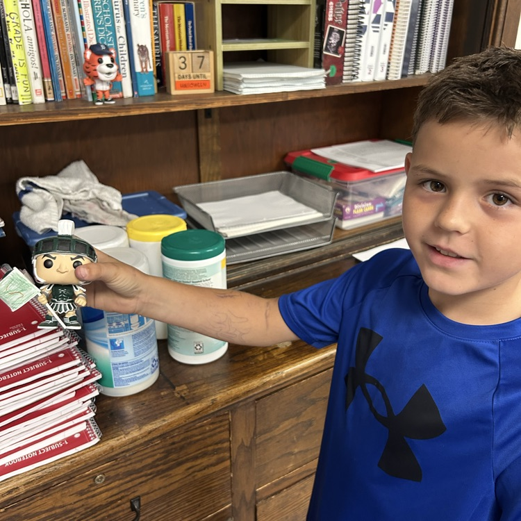 4th grade biologists “built” their own camouflaged animals today, as part of their study of animal structures: