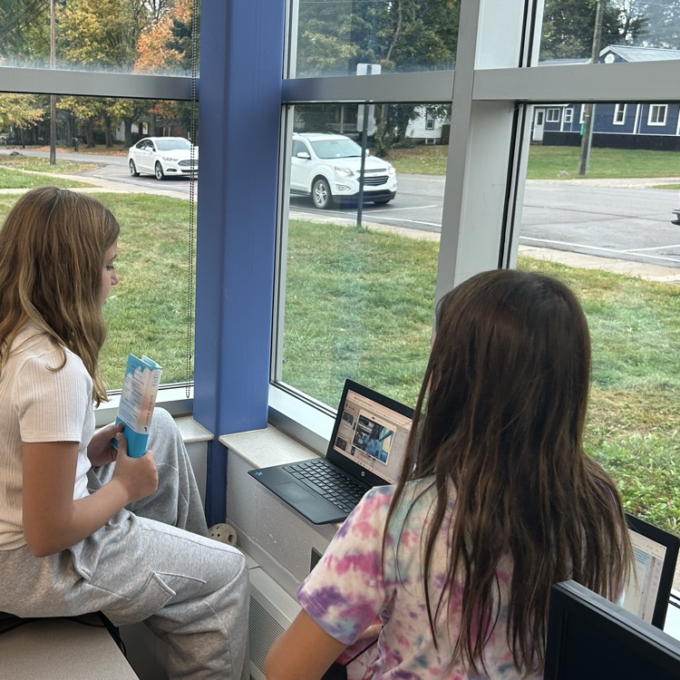 The Student Library Board has been working on their book reviews to share with others in our school community. #growingreaders #proudcardinal
