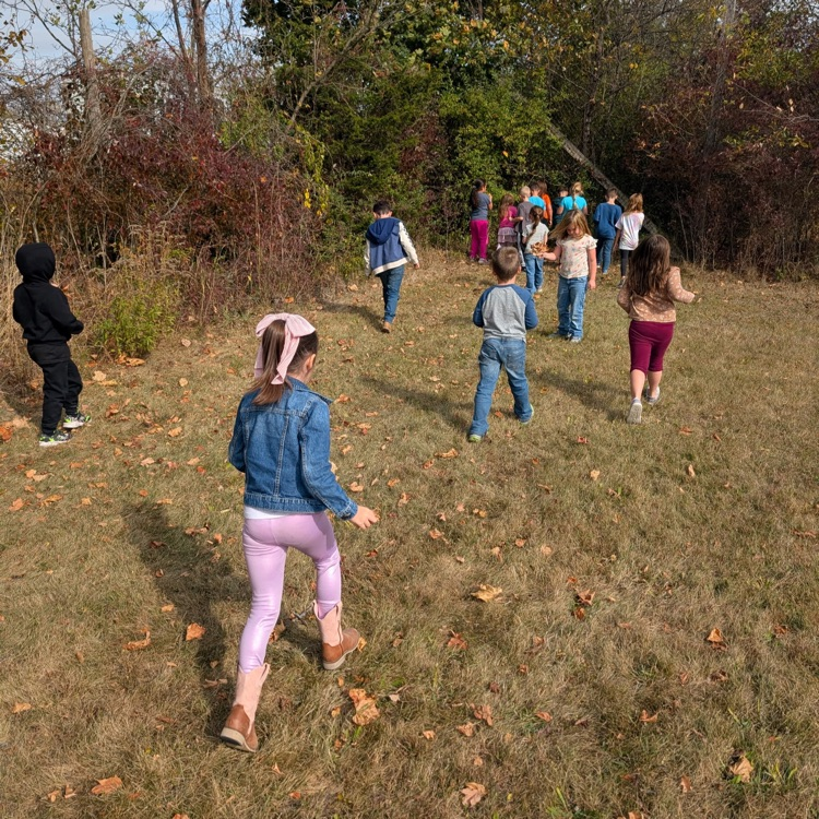 Mrs. Lowe's class is learning about why leaves change color in the fall. They went on a leaf hunt today to look for different kinds of leaves and see the differences. #proudcardinal