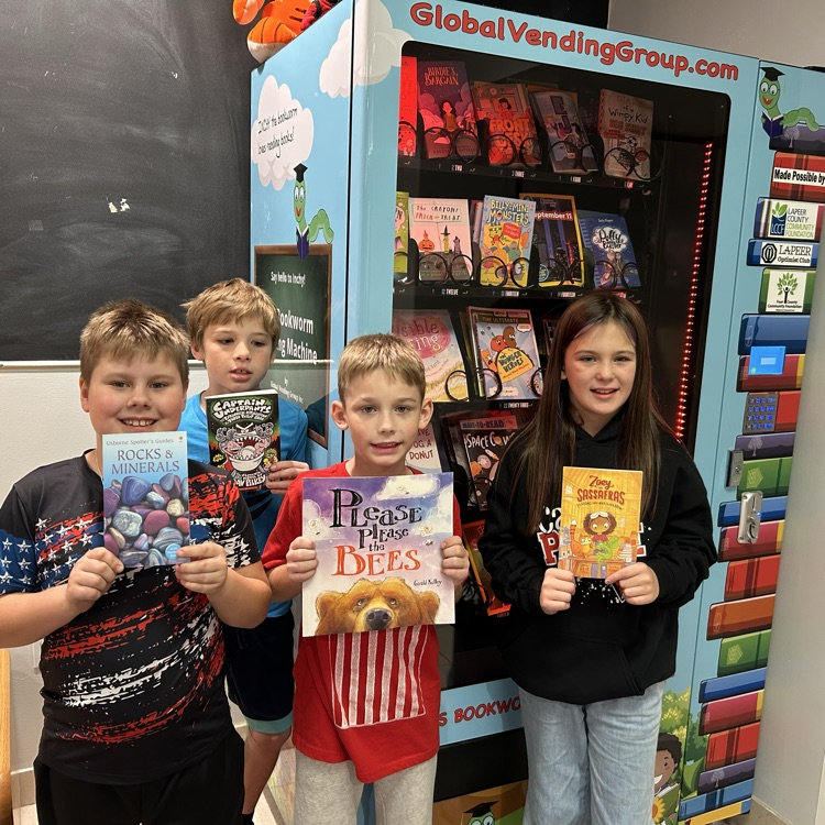 On Fridays we celebrate nominated students for following the Cardinal 3: safety, respect, and responsibility. #proudcardinal #growingreaders